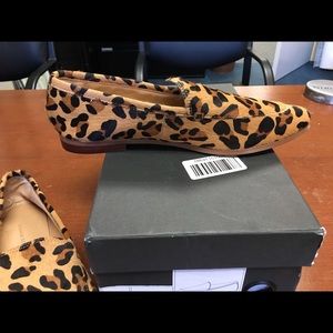 Banana Republic leopard loafers 8.5 new in box